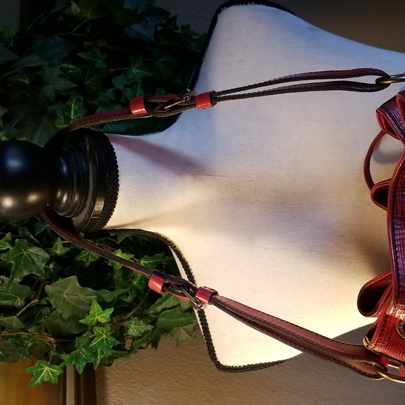 EXQUISITE SHOULDER BAG - Picture 10 of 16